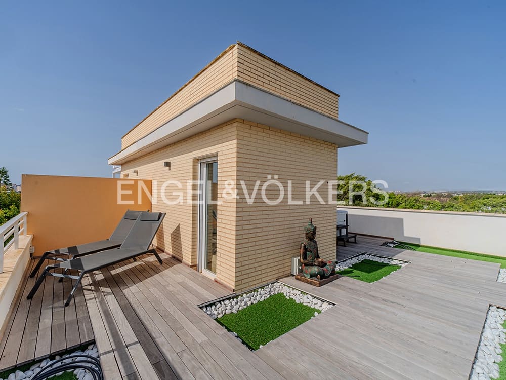 4 soveværelse Villa til salg i San Juan de Alicante / Sant Joan d'Alacant med swimmingpool garage - € 1.065.000 (Ref: 9793241)
