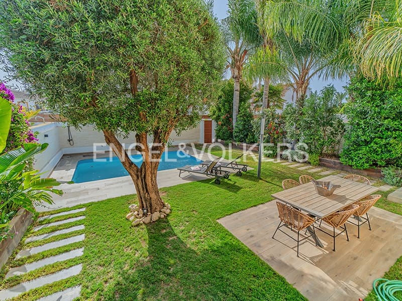 4 soveværelse Villa til salg i San Juan de Alicante / Sant Joan d'Alacant med swimmingpool garage - € 1.065.000 (Ref: 9793241)