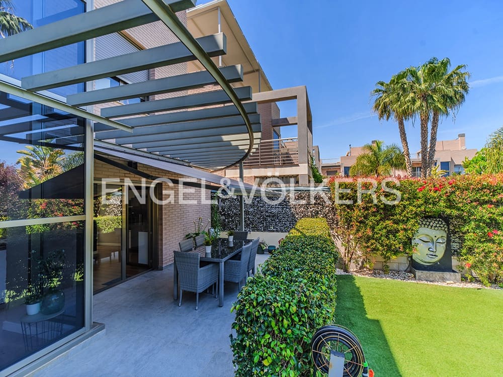 4 camera da letto Villa in vendita in Muchamiel / Mutxamel con piscina garage - 680.000 € (Rif: 9793629)