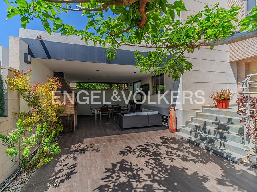 4 camera da letto Villa in vendita in Muchamiel / Mutxamel con piscina garage - 680.000 € (Rif: 9793629)