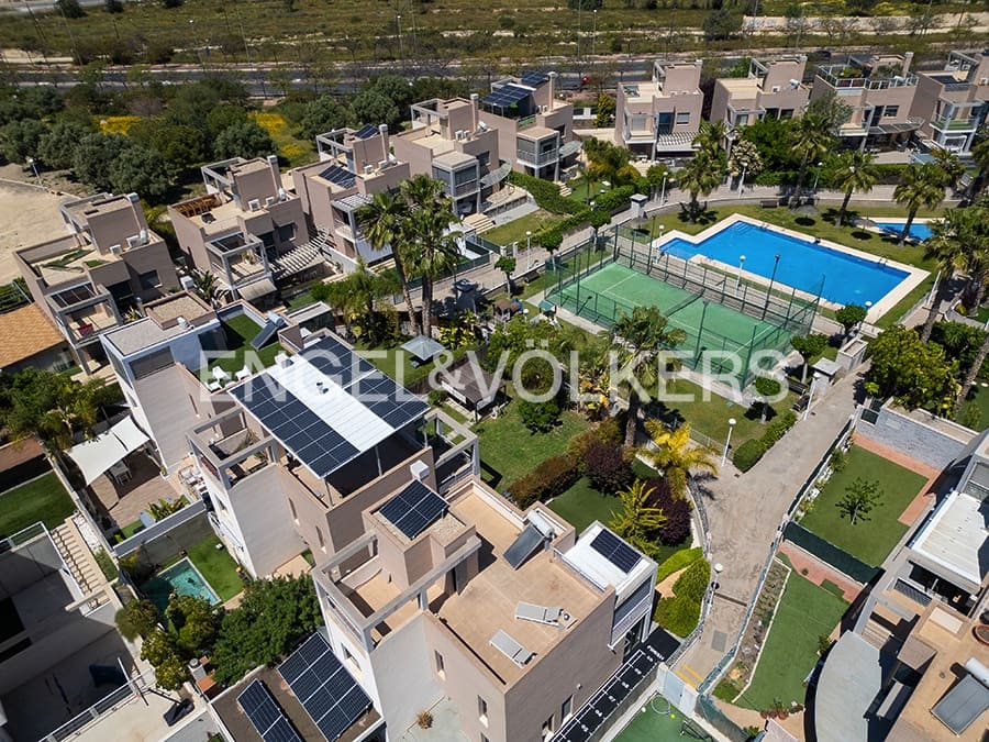 4 camera da letto Villa in vendita in Muchamiel / Mutxamel con piscina garage - 680.000 € (Rif: 9793629)