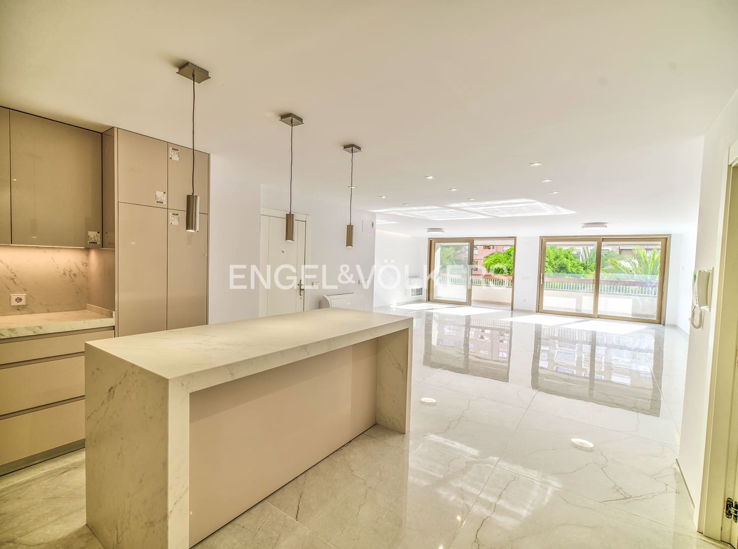 4 slaapkamer Appartement te koop in Alicante stad met garage - € 920.000 (Ref: 9798284)