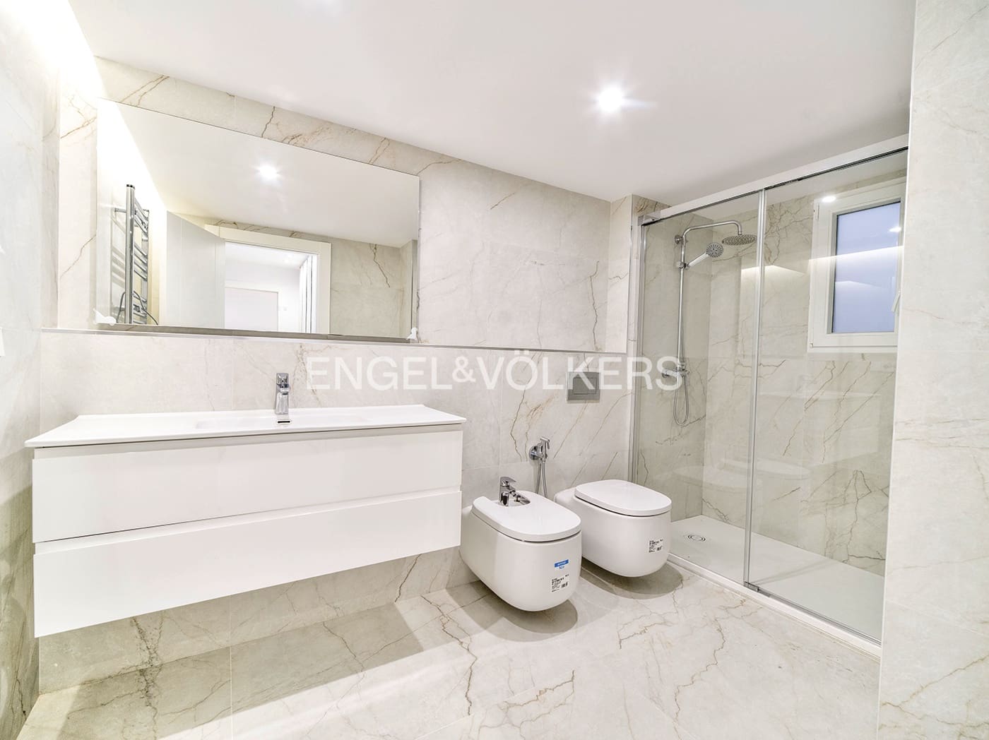 4 slaapkamer Appartement te koop in Alicante stad met garage - € 920.000 (Ref: 9798284)