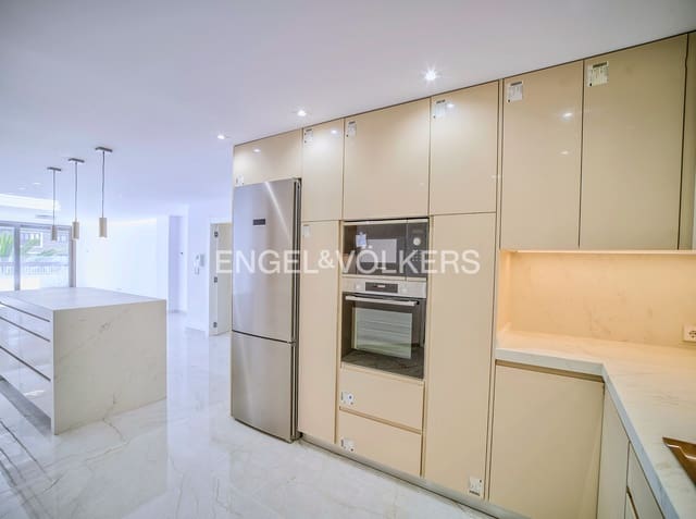 4 slaapkamer Appartement te koop in Benalúa, Alicante stad met garage - € 920.000 (Ref: 9798284)