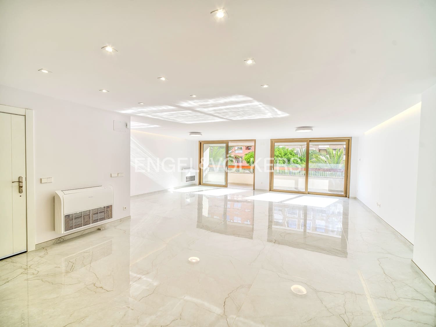 4 slaapkamer Appartement te koop in Alicante stad met garage - € 920.000 (Ref: 9798284)