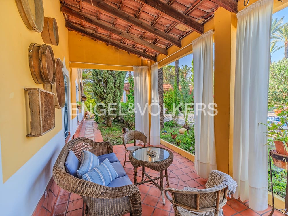 9 quarto Quinta/Casa Rural para venda em Elche / Elx com piscina garagem - 1 150 000 € (Ref: 9799921)