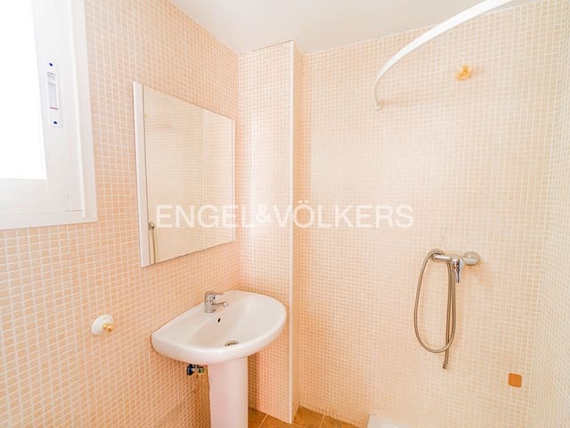 Penthouse te koop in Barrio del Centro, Alicante stad - € 255.000 (Ref: 9803707)