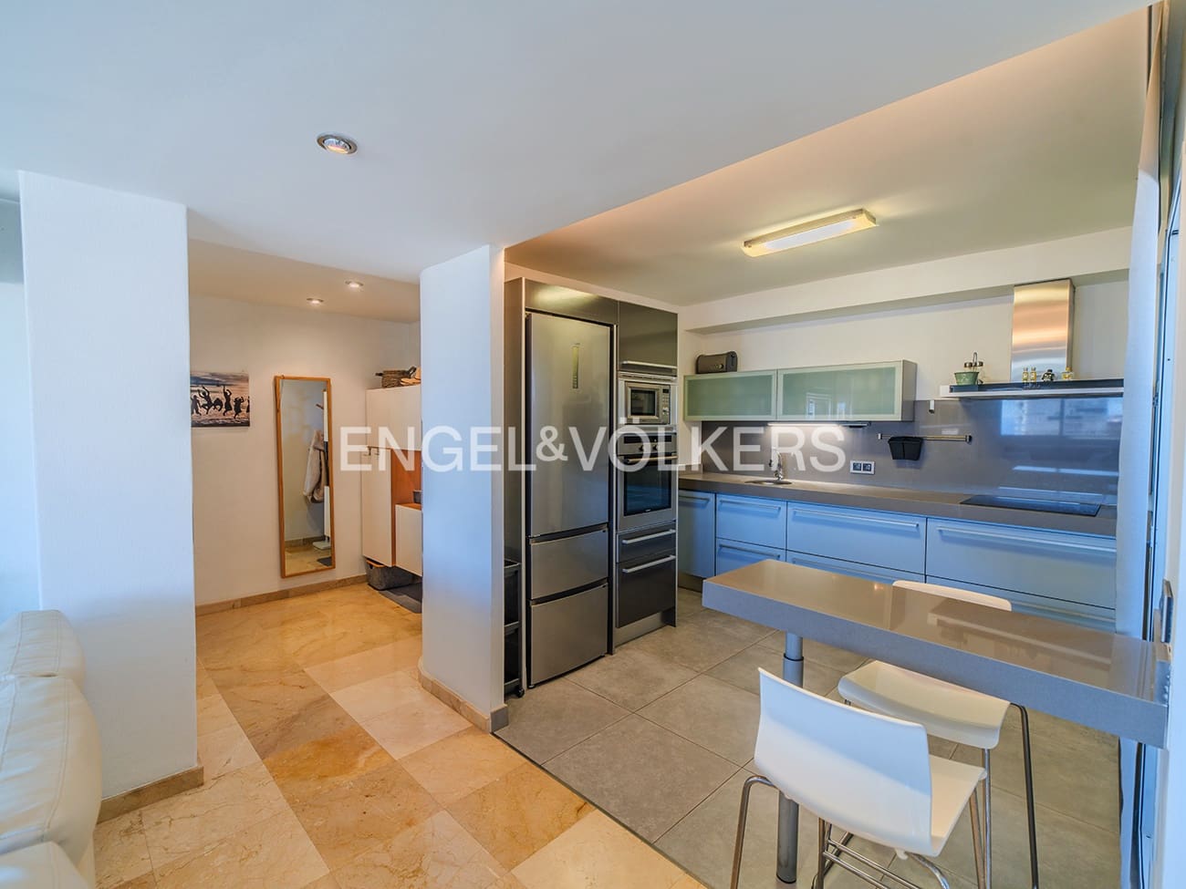 3 quarto Penthouse para venda em Playa de San Juan com piscina garagem - 649 000 € (Ref: 9810454)