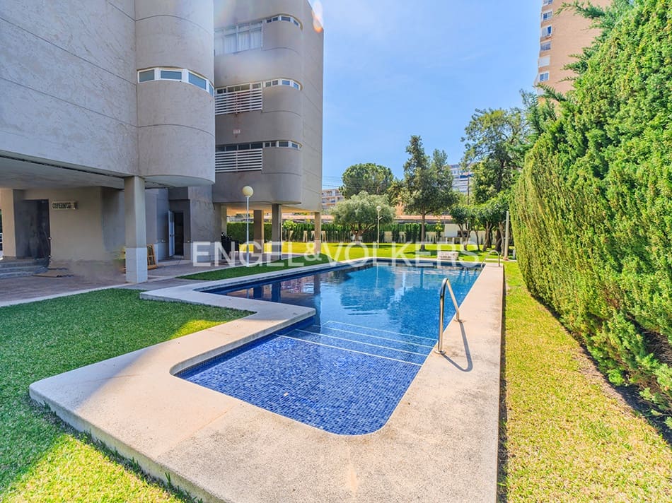 3 quarto Penthouse para venda em Playa de San Juan com piscina garagem - 649 000 € (Ref: 9810454)