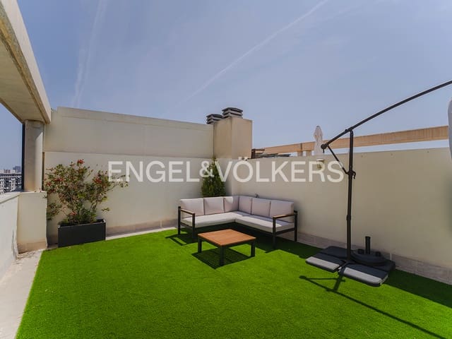 4 sovrum Takvåning till salu i Playa de San Juan, Alicante stad med pool - 690 000 € (Ref: 9821179)