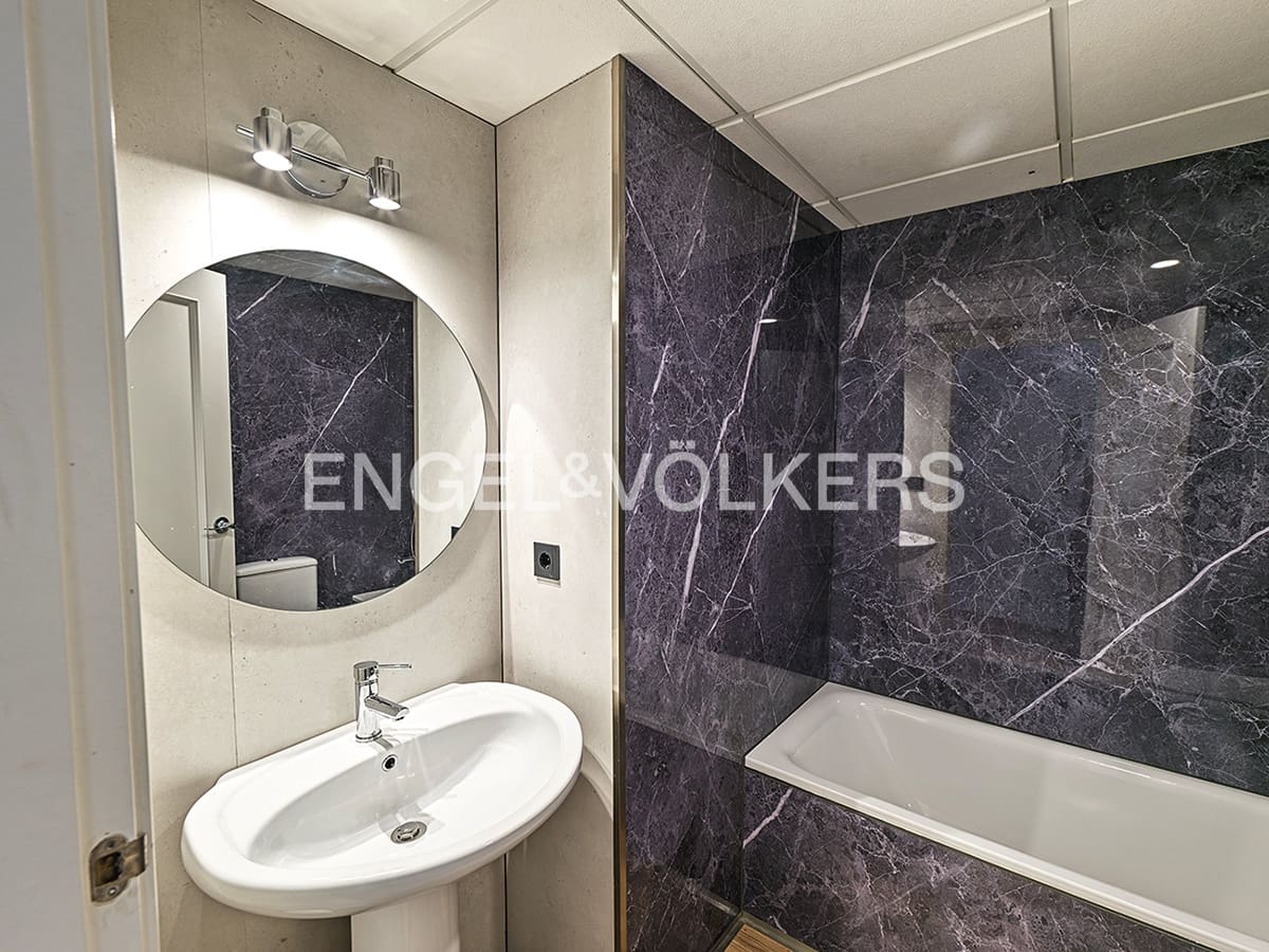 4 sovrum Takvåning till salu i Playa de San Juan med pool - 690 000 € (Ref: 9821179)