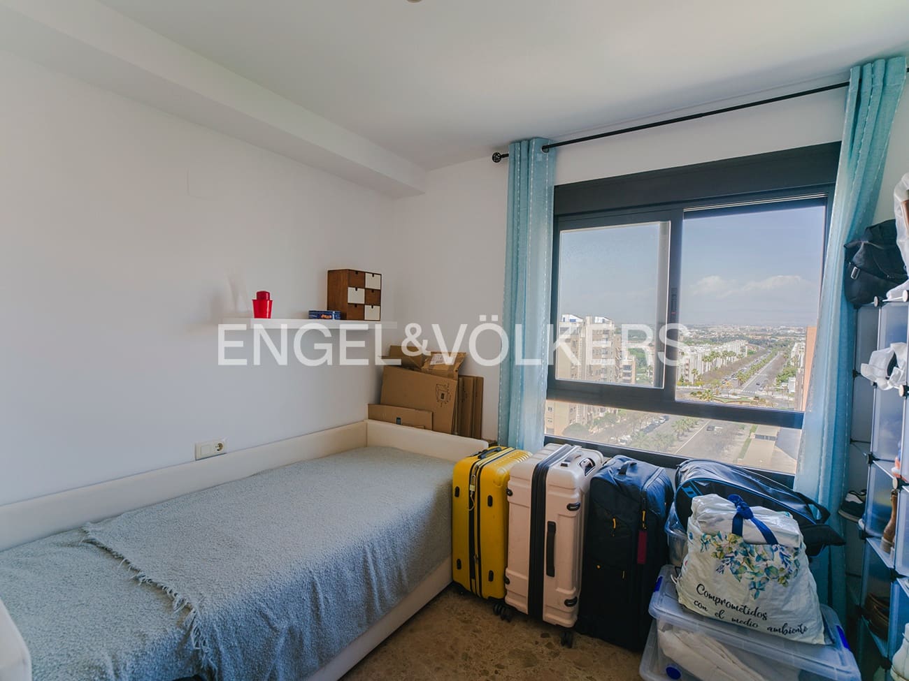4 sovrum Takvåning till salu i Playa de San Juan med pool - 690 000 € (Ref: 9821179)