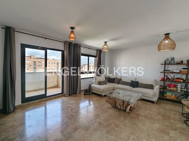 4 sovrum Takvåning till salu i Playa de San Juan, Alicante stad med pool - 690 000 € (Ref: 9821179)