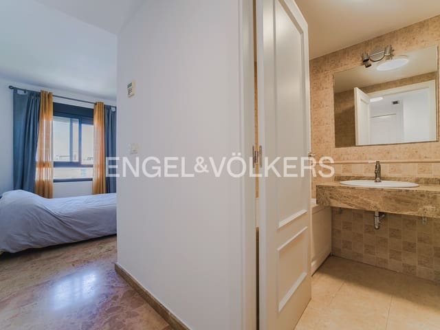 4 sovrum Takvåning till salu i Playa de San Juan, Alicante stad med pool - 690 000 € (Ref: 9821179)