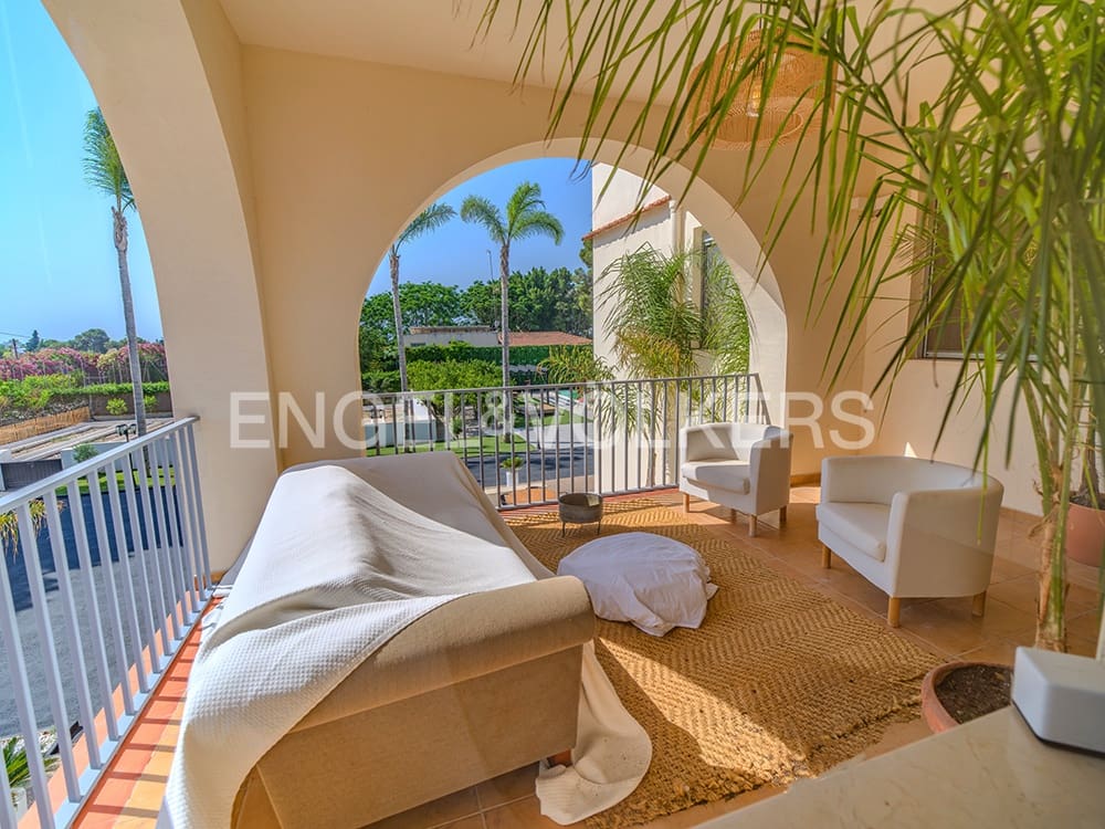 5 bedroom Villa for sale in Elche / Elx with pool garage - € 995,000 (Ref: 9827469)