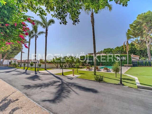 5 sypialnia Willa na sprzedaż w Jubalcoy / Jubalcoi, Elche / Elx z basenem garażem - 995 000 € (Ref: 9827469)
