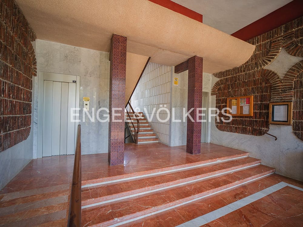 3 soveværelse Lejlighed til salg i Alicante by med swimmingpool - € 580.000 (Ref: 9830333)