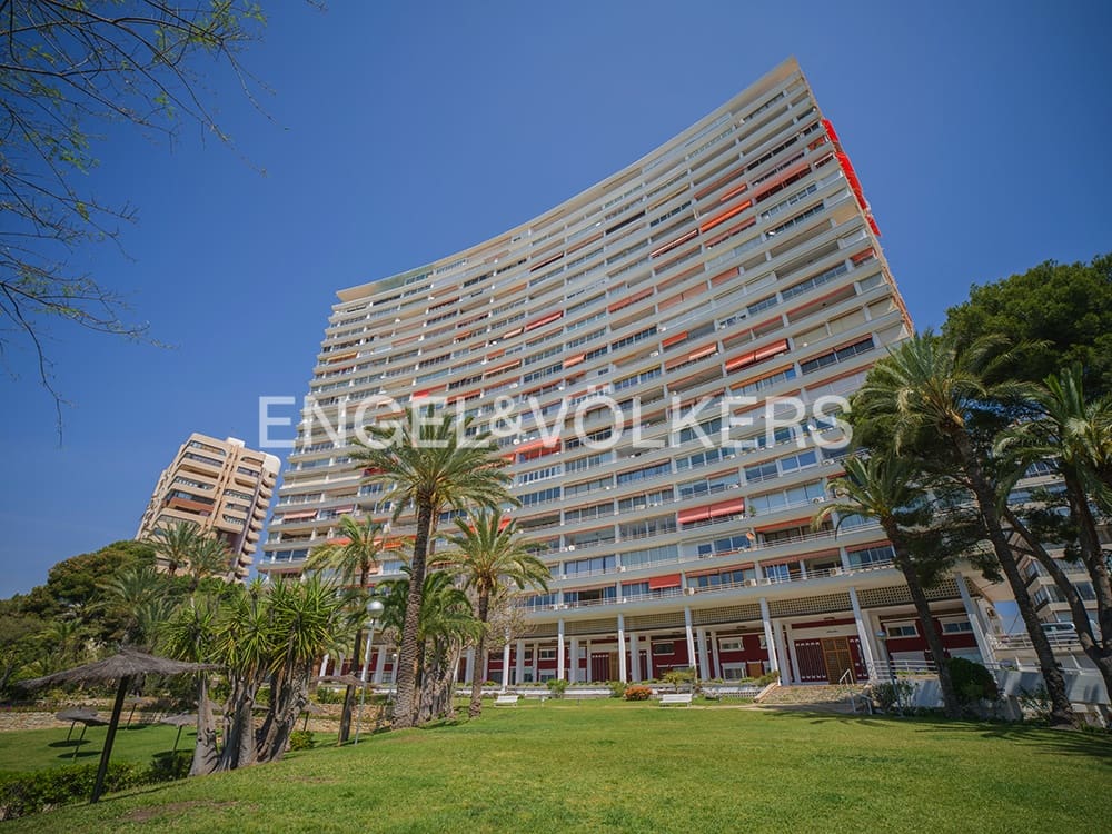 3 soveværelse Lejlighed til salg i Alicante by med swimmingpool - € 580.000 (Ref: 9830333)