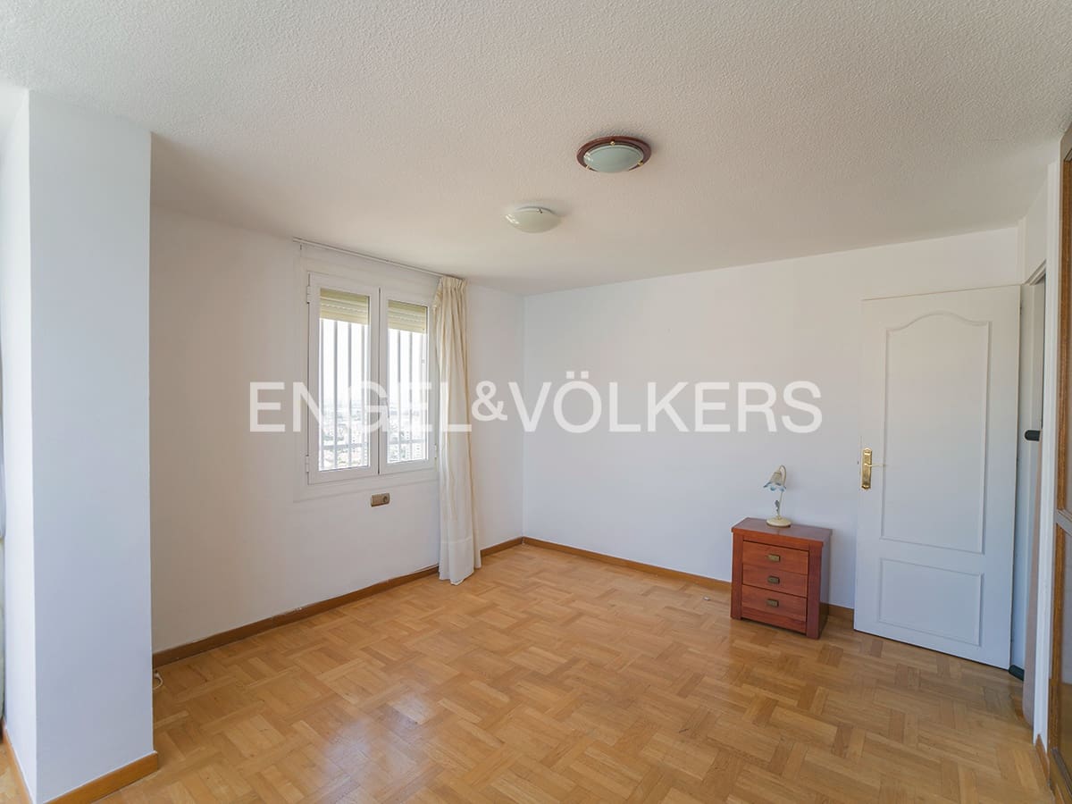 3 soveværelse Lejlighed til salg i Alicante by med swimmingpool - € 580.000 (Ref: 9830333)