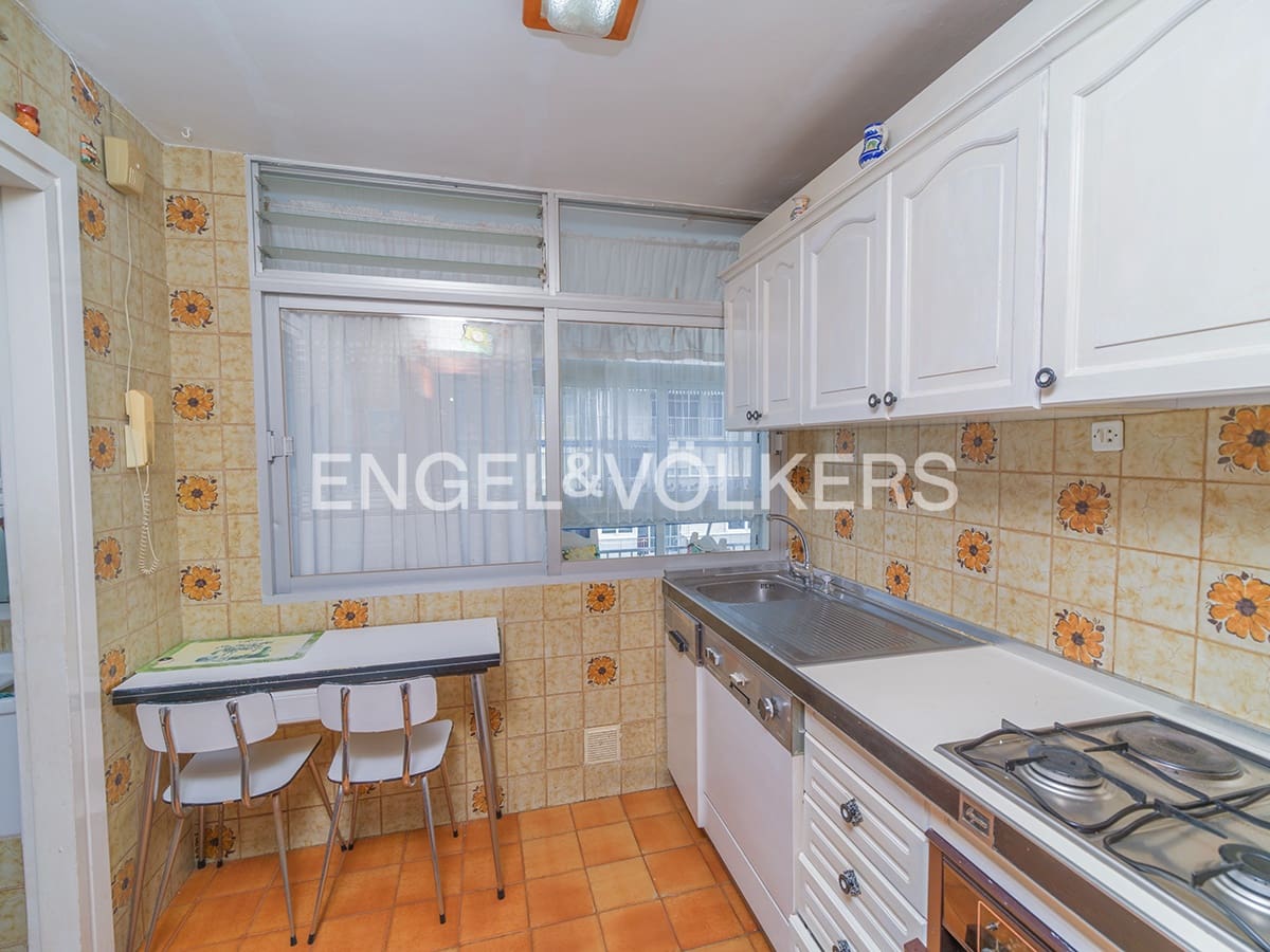 3 bedroom Apartment for sale in Playa de San Juan with pool garage - € 585,000 (Ref: 9834725)