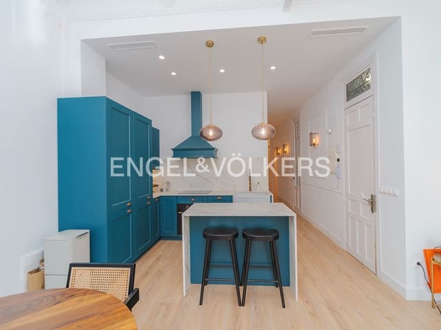 2 makuuhuone Huoneisto myytävänä paikassa Barrio del Centro, Alicante kaupunki - 450 000 € (Ref: 9834792)