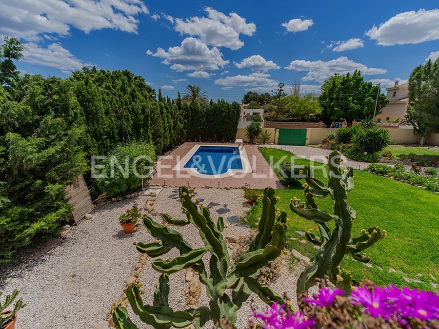 3 bedroom Villa for sale in Muchamiel / Mutxamel with pool garage - € 625,000 (Ref: 9839723)
