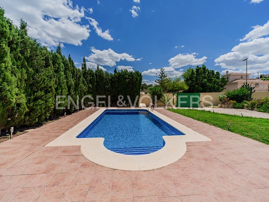 3 bedroom Villa for sale in Muchamiel / Mutxamel with pool garage - € 625,000 (Ref: 9839723)