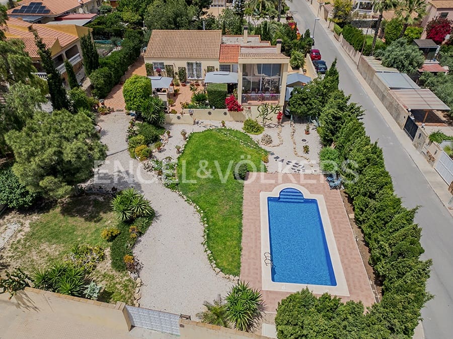 3 bedroom Villa for sale in Muchamiel / Mutxamel with pool garage - € 625,000 (Ref: 9839723)