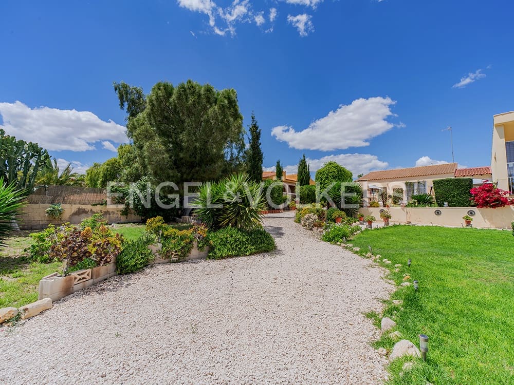 3 bedroom Villa for sale in Muchamiel / Mutxamel with pool garage - € 625,000 (Ref: 9839723)