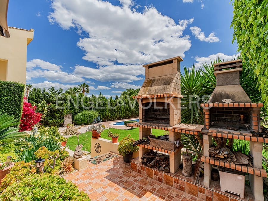 3 bedroom Villa for sale in Muchamiel / Mutxamel with pool garage - € 625,000 (Ref: 9839723)