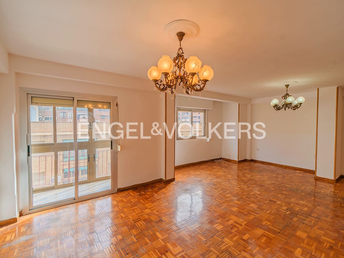 Lejlighed til salg i Alicante by - € 320.000 (Ref: 9841393)