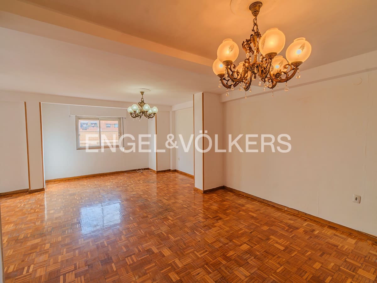 Lejlighed til salg i Alicante by - € 320.000 (Ref: 9841393)