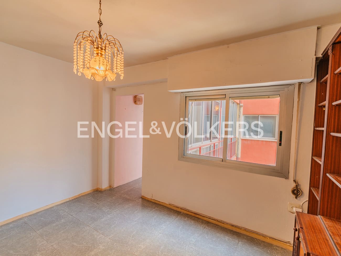 Lejlighed til salg i Alicante by - € 320.000 (Ref: 9841393)
