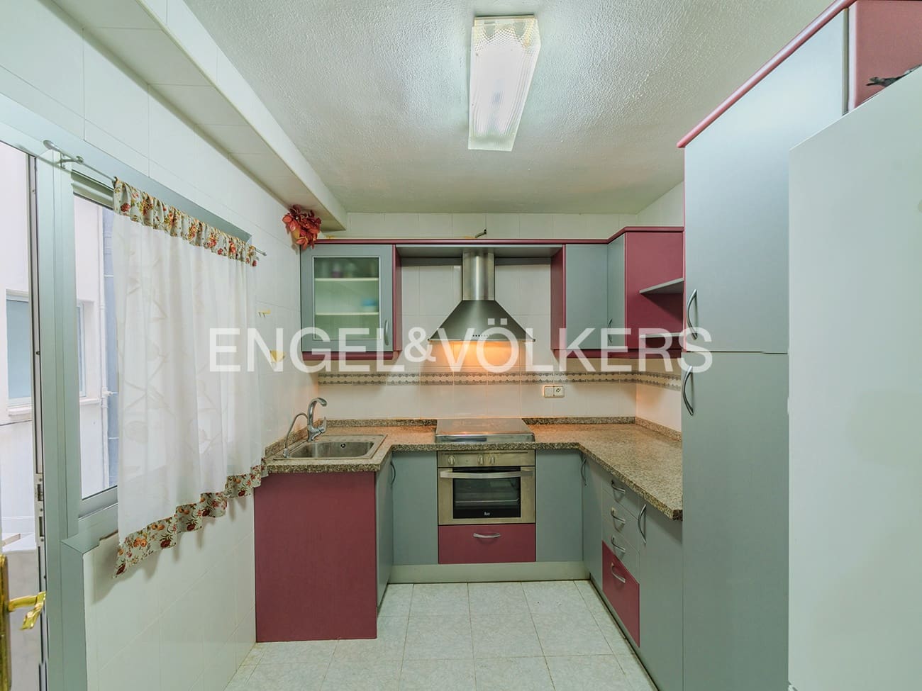 Lejlighed til salg i Alicante by - € 320.000 (Ref: 9841393)