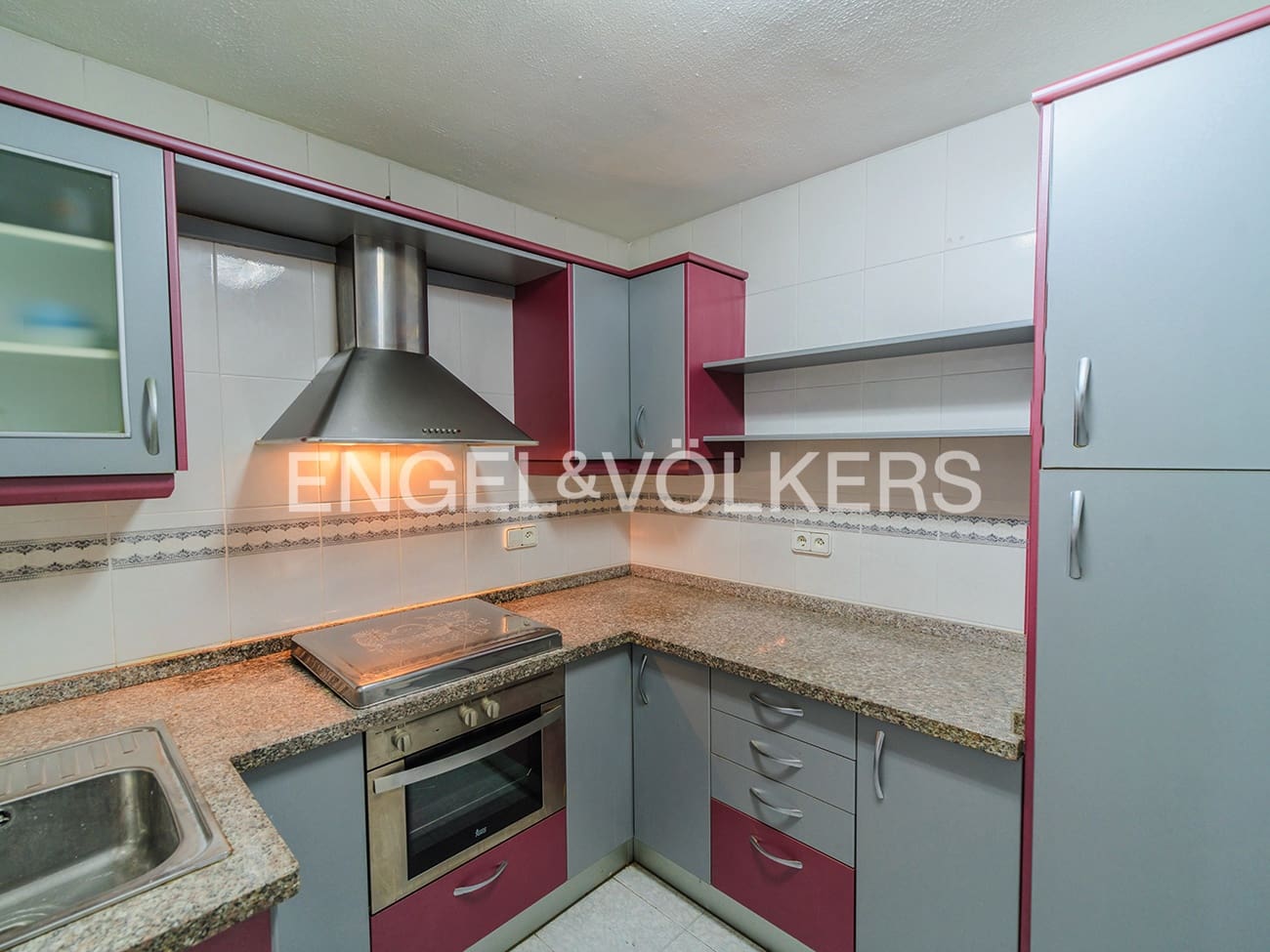 Lejlighed til salg i Alicante by - € 320.000 (Ref: 9841393)