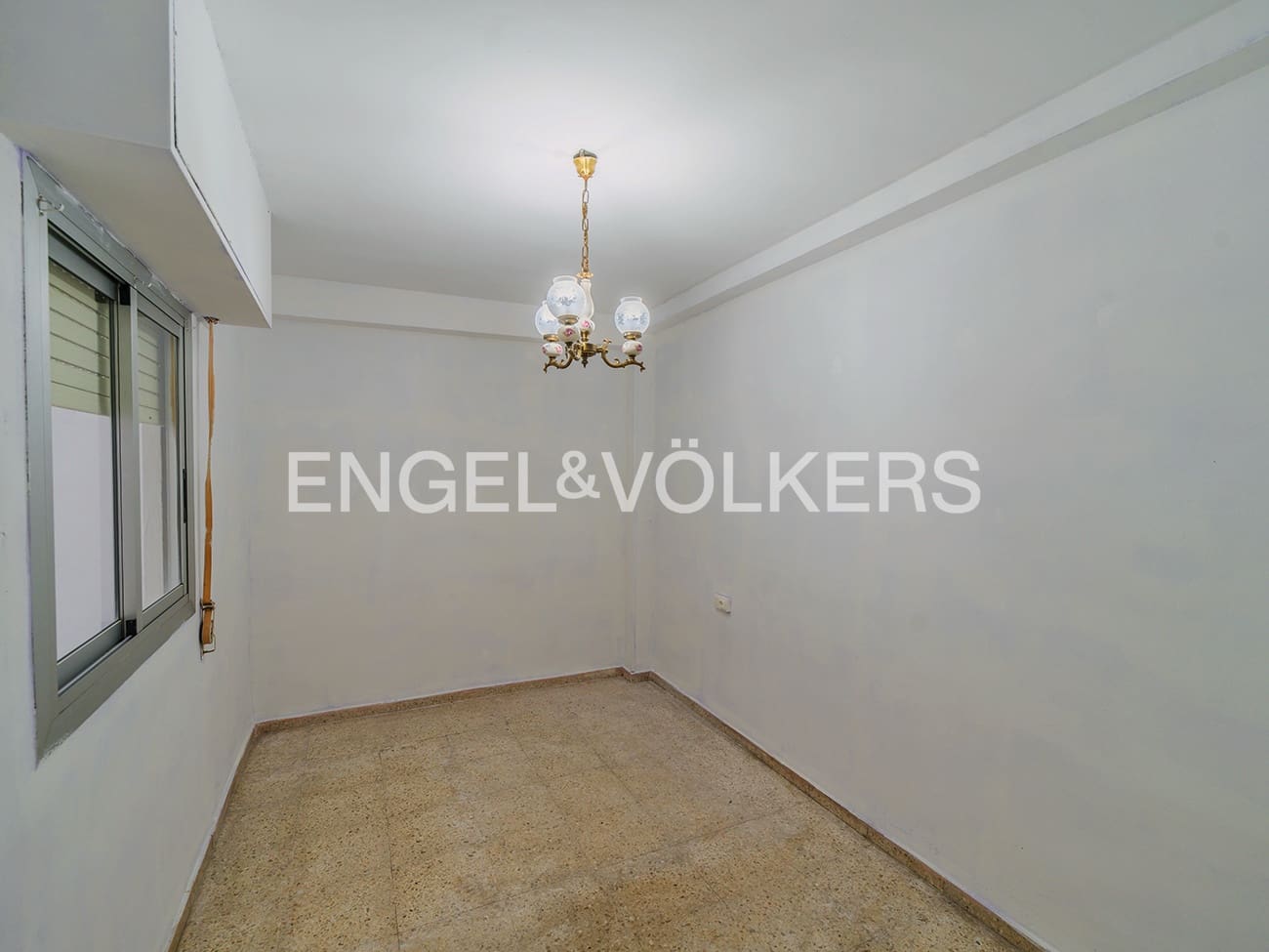 Lejlighed til salg i Alicante by - € 320.000 (Ref: 9841393)
