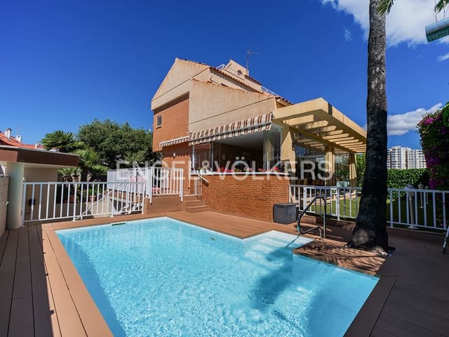 6 soverom Villa til salgs i Cabo de las Huertas, Alicante by med svømmebasseng garasje - € 2 175 000 (Ref: 9841795)
