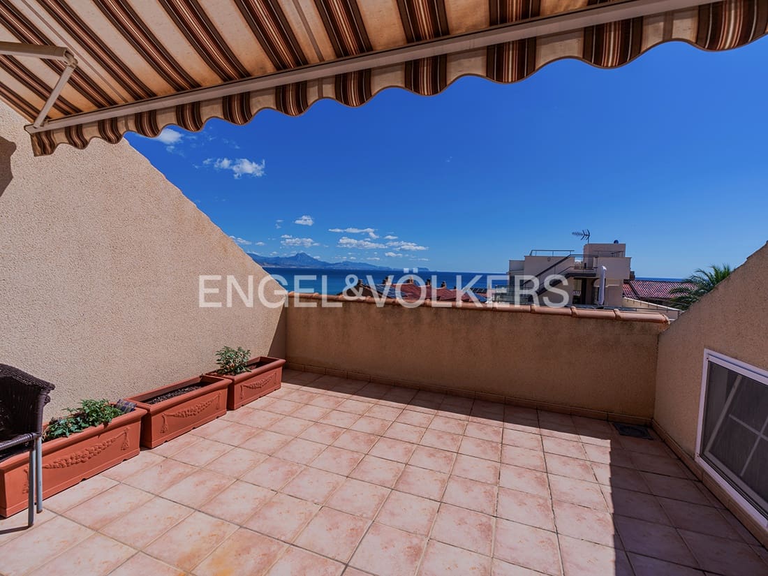 6 bedroom Villa for sale in Cabo de las Huertas with pool garage - € 2,175,000 (Ref: 9841795)