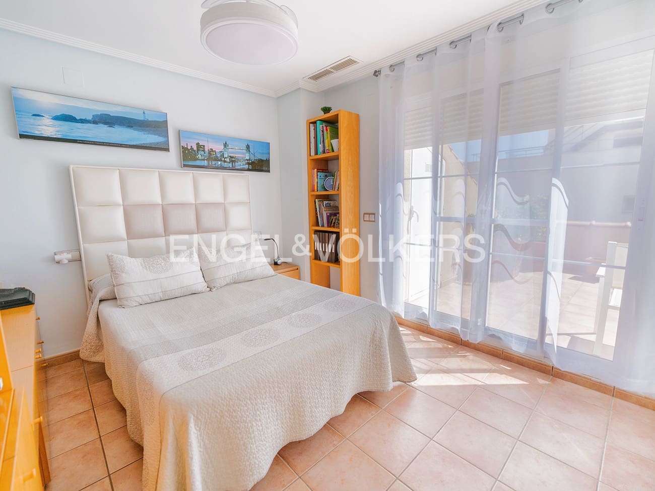 6 bedroom Villa for sale in Cabo de las Huertas with pool garage - € 2,175,000 (Ref: 9841795)