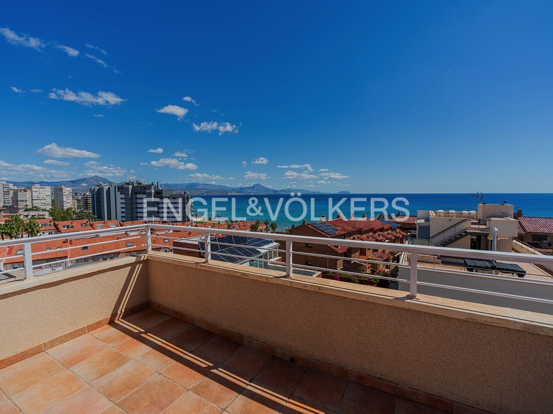 6 bedroom Villa for sale in Cabo de las Huertas with pool garage - € 2,175,000 (Ref: 9841795)
