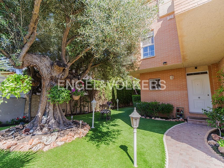 6 bedroom Villa for sale in Cabo de las Huertas with pool garage - € 2,175,000 (Ref: 9841795)