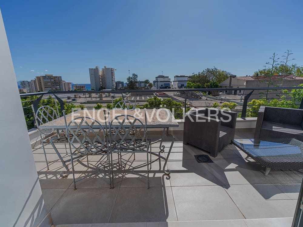 5 bedroom Villa for sale in Cabo de las Huertas with pool garage - € 3,500,000 (Ref: 9850025)