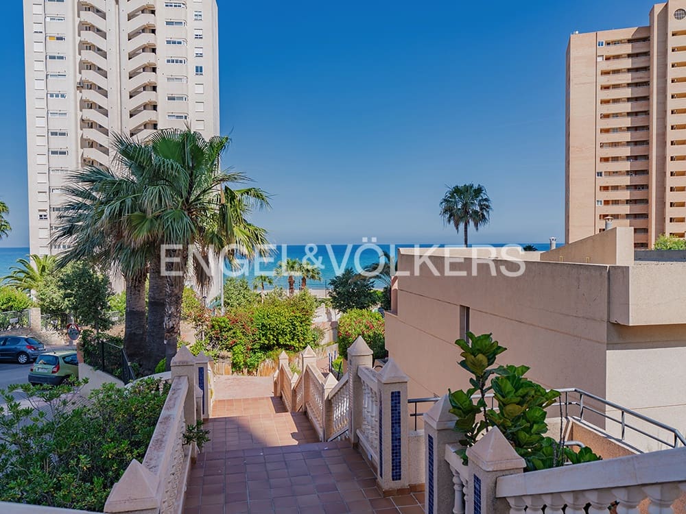 3 soverom Leilighet til salgs i Playa de Muchavista med svømmebasseng garasje - € 580 000 (Ref: 9858851)