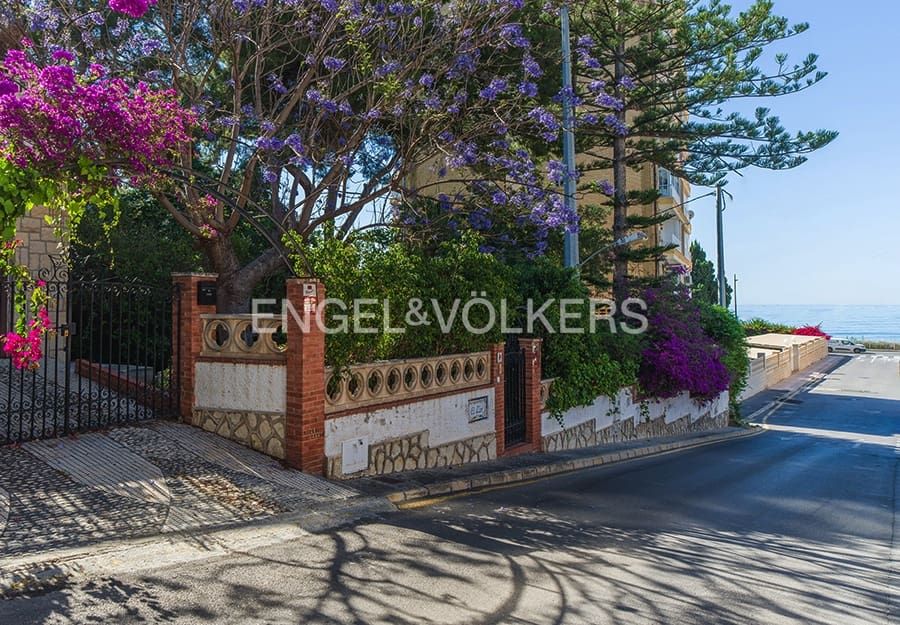 4 slaapkamer Huis te koop in Playa de Muchavista met garage - € 1.050.000 (Ref: 9858853)