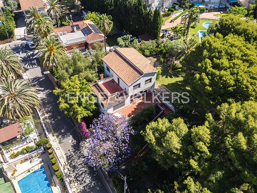 4 slaapkamer Huis te koop in Playa de Muchavista met garage - € 1.050.000 (Ref: 9858853)