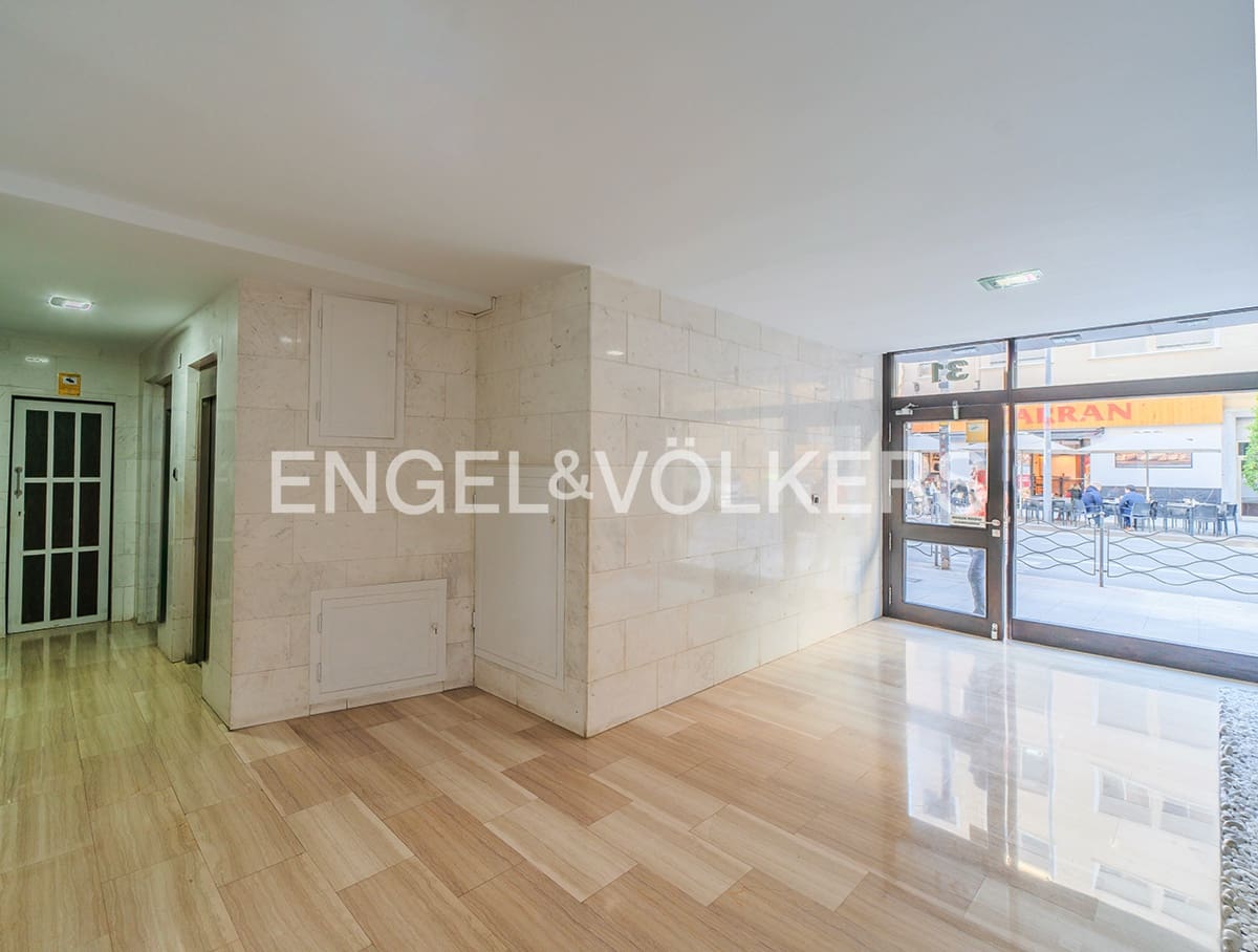 Appartement à vendre à Alicante ville avec garage - 485 000 € (Ref: 9875280)