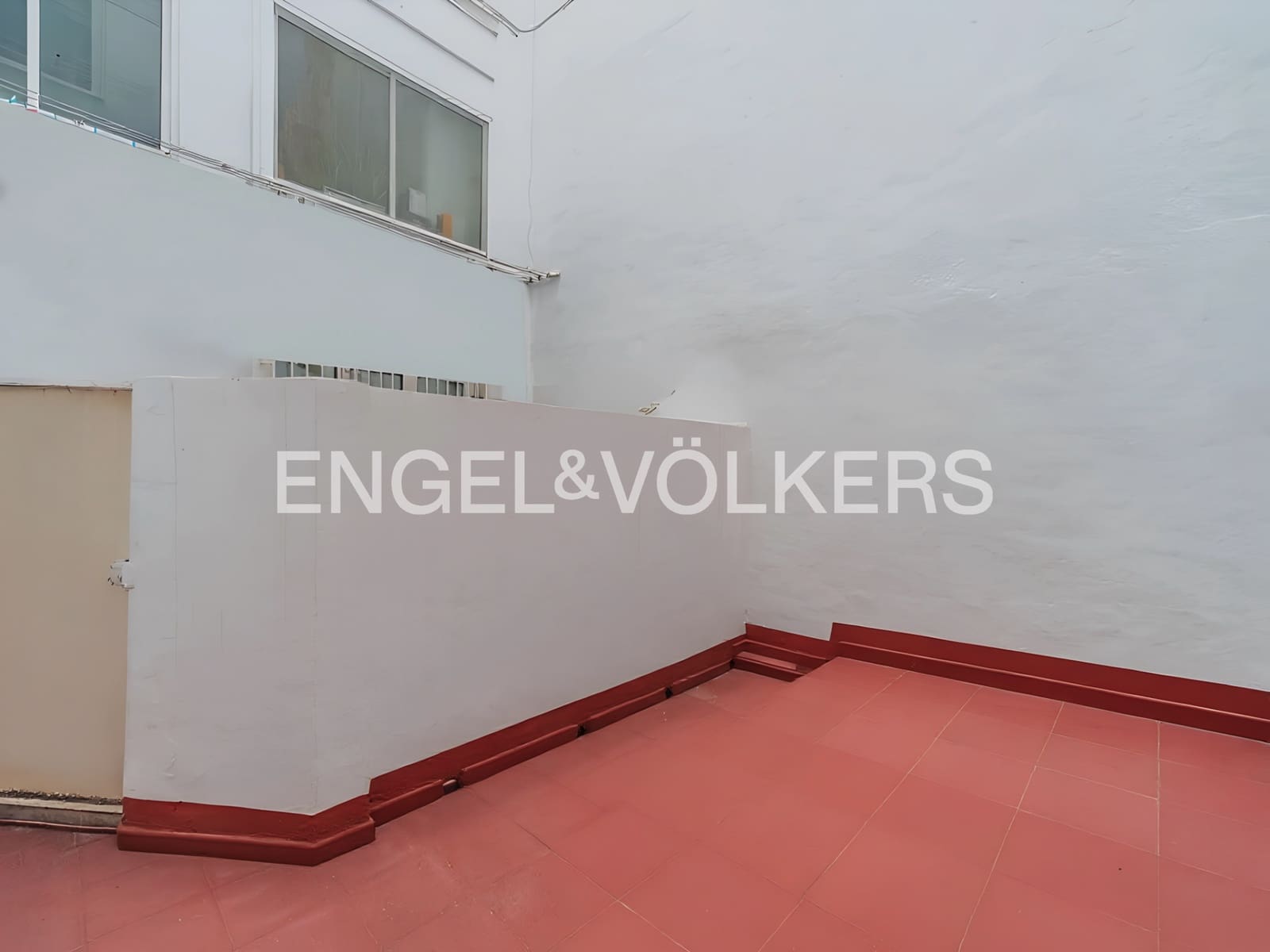 Appartement à vendre à Alicante ville avec garage - 485 000 € (Ref: 9875280)