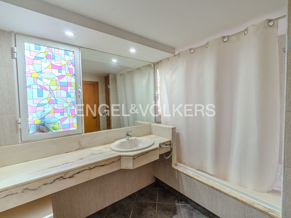 5 chambre Villa/Maison à vendre à Muchamiel / Mutxamel avec piscine - 699 000 € (Ref: 9877021)