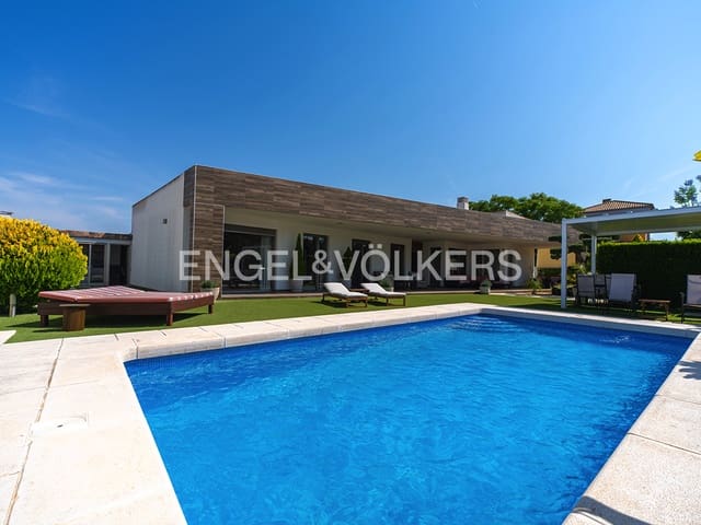 4 chambre Villa/Maison à vendre à Noroeste, Santa Pola avec piscine garage - 1 149 000 € (Ref: 9879621)