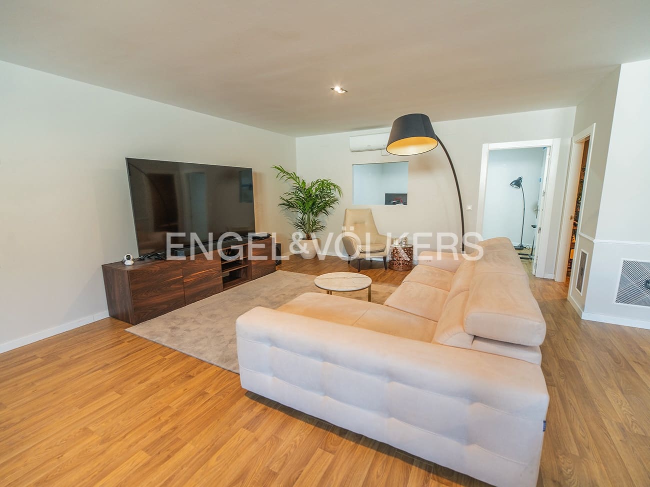 4 chambre Villa/Maison à vendre à Santa Pola avec piscine garage - 1 149 000 € (Ref: 9879621)